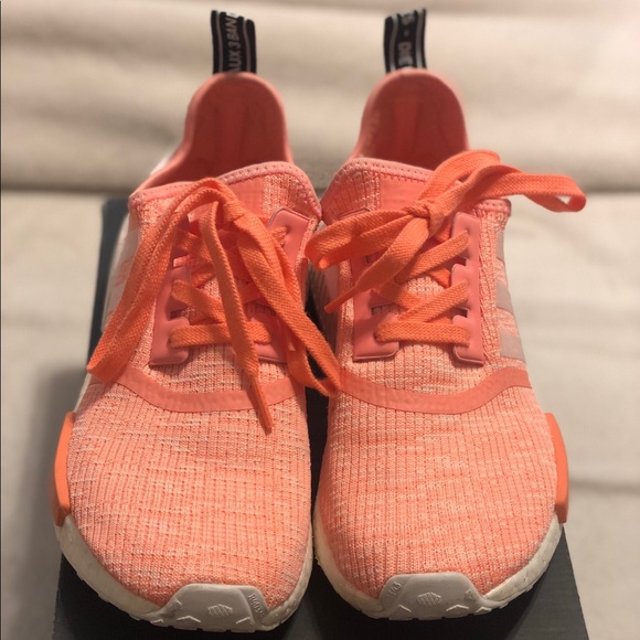 🛑 Adidas Women NMD_R1 W Sunglow BY3034  Size 9 - Picture 2 of 4